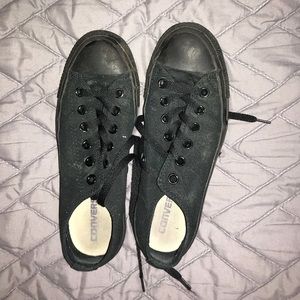 Converse  low tops